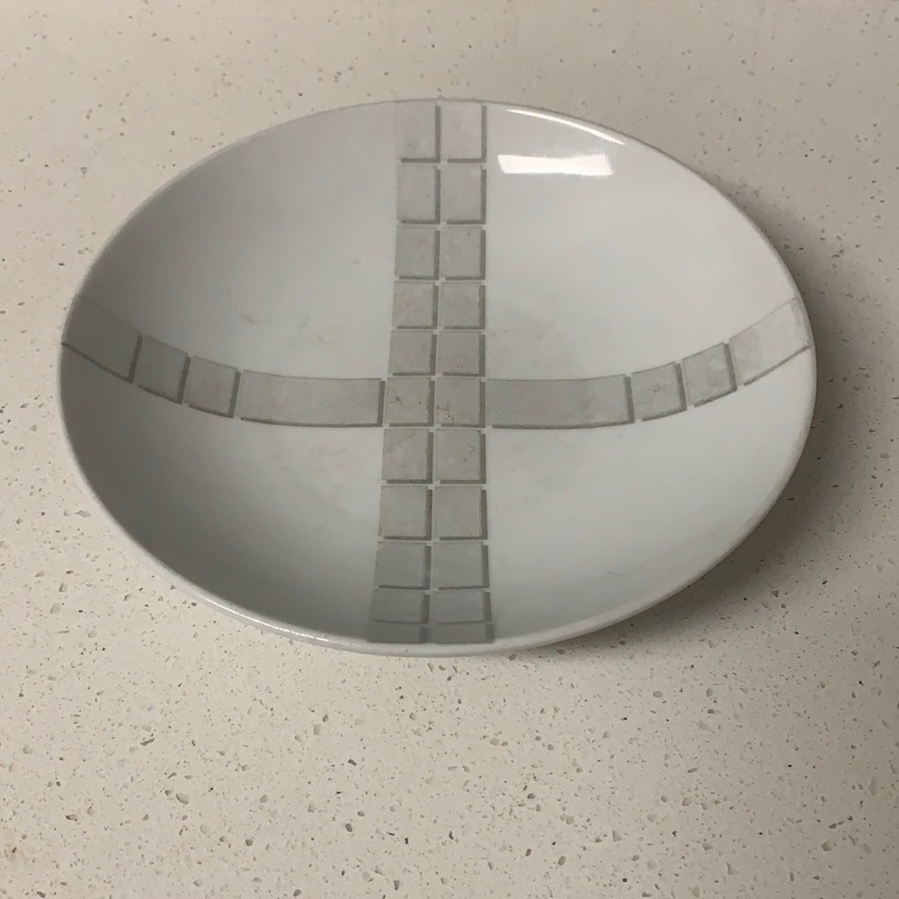 Studio Nova Truck Park Avenue Grid Y0742 fine China soup bowl plate Thailand